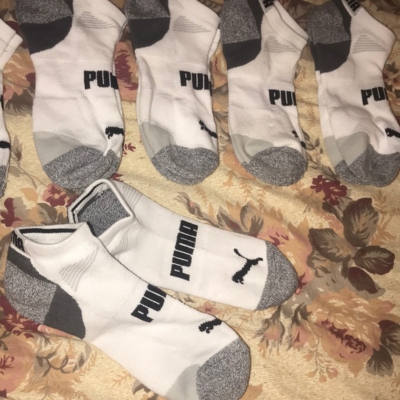 SIX PAIRS of Men’s Puma socks - Picture 3 of 5